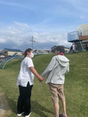 入居者との散歩