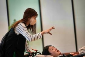 利用者様との対話画像