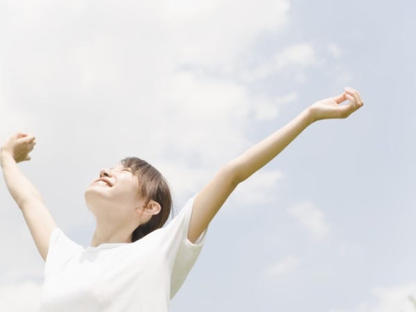 残業ほぼなし！土日祝休みでプライベート充実。横浜駅からも近いので帰りにショッピングも楽しめちゃう！