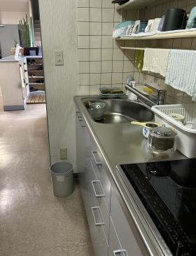 最近リフォームした給湯室。ＩＨコンロ完備。