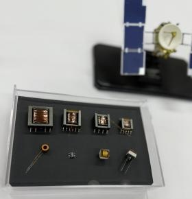 宇宙でも活躍する入一のトランスコイル製品です