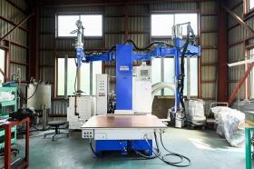 スポット溶接機