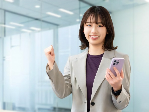 弊社は20代が中心となって、フレッシュさとメリハリを大事に働いております。