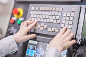 マシンオペレーター