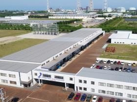 新潟本社＿工場と実験施設を併設しています