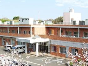 桐花園 外観もリフォーム済みです