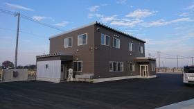 弊社で屋根、外壁を施工した某事務所です