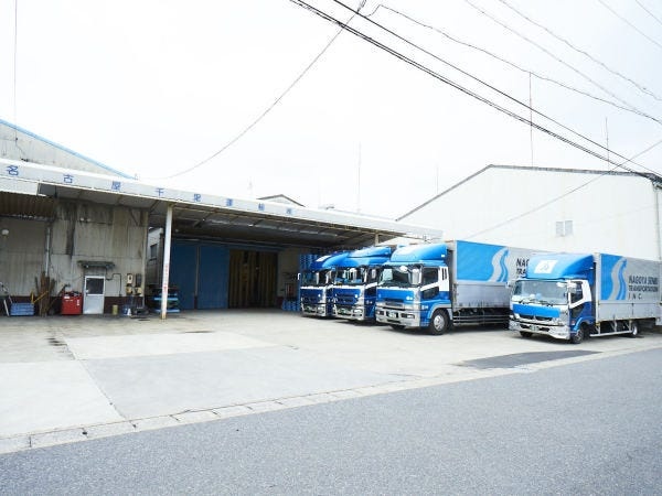 トラックドライバー