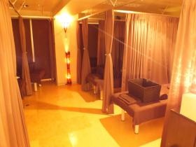 赤坂見附店 店内