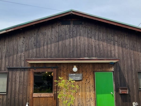 古家具古道具そうすけの外観