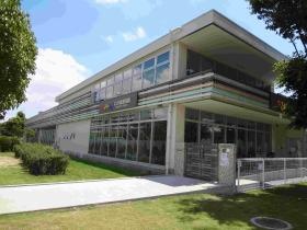 全国初 公園内保育所