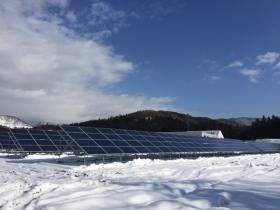 太陽光発電システム 夏