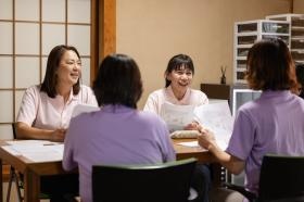 各事業所で、定期的な勉強会や研修を実施しています。
