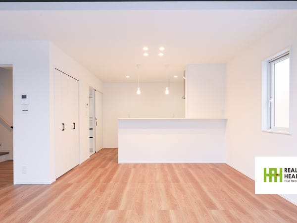 経理事務・仕訳入力や証憑チェックなどの経理事務業務（正社員登用あり・業種は不問）