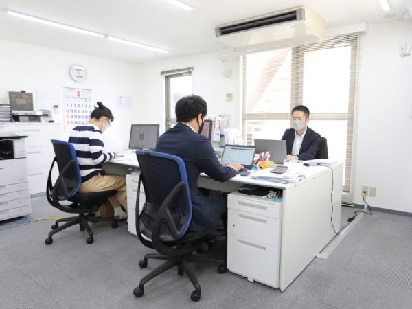 社内の様子です！
