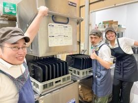 洗い場での仕事の様子