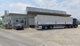 長野営業所（広い駐車場有り）