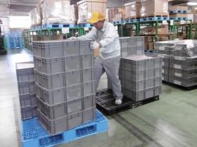 岩倉倉庫 通箱出荷作業 職場風景