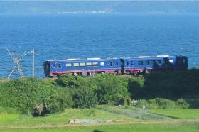 観光列車「のと里山里海号」