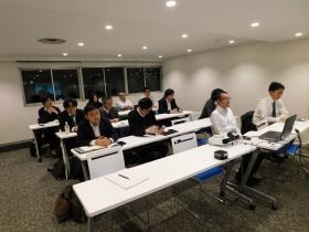 グループ会社各拠点を結んでの月例連絡会