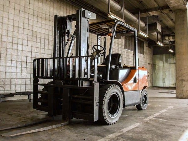 昇給あり！賞与年2回！大手企業との取引ばかりの当社。仕事量も順調に増えており、経営基盤も安定しています。