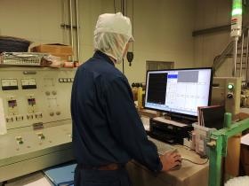 検査工程はＰＣによるオンライン検査なので簡単です。