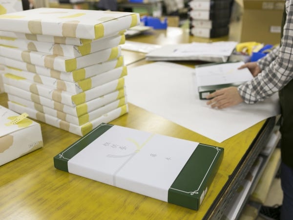 丁寧な梱包を心がけます。細かいルールややり方は入社後にきちんとお教えするので、未経験の方もご安心を。