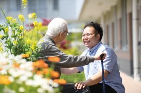 キャリアアップ職員 フロアリーダー 福祉系大学卒８年目