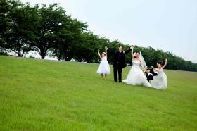 結婚１０周年をお祝いするカメラマン夫婦の家族写真