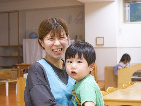 保育補助スタッフ