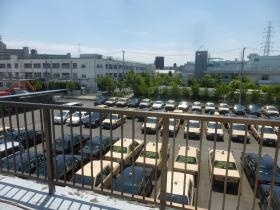 江北営業所 最大級の敷地を有しております。