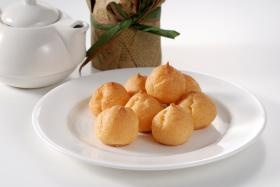 当社の主力商品「プチシュークリーム」全国の外食業界に卸販売