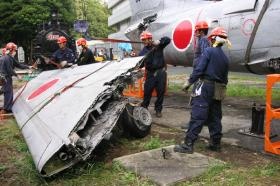 屋外展示物解体工事