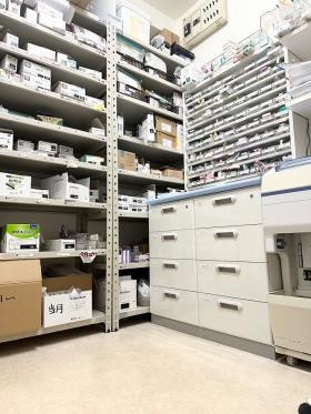 調剤室 整理整頓してある薬局は過誤が少なくなります
