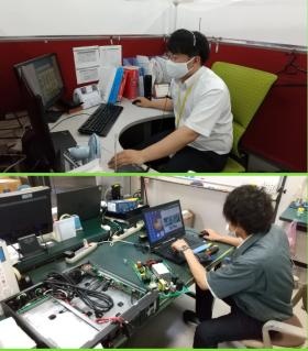 コールセンタ・電気技術者の様子