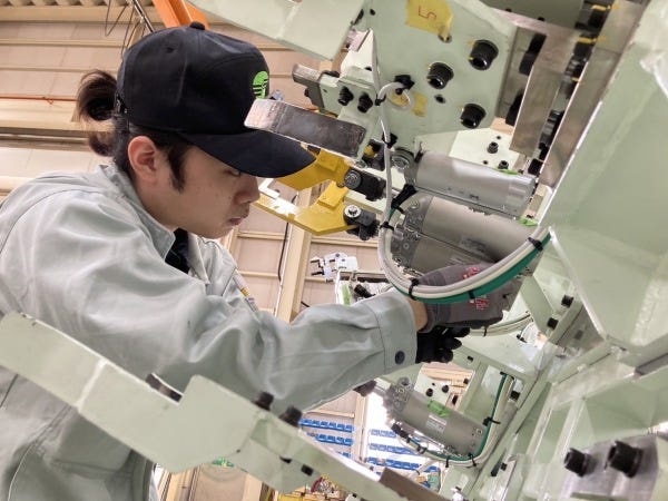 職場の特徴：社員数41名、平均勤続年数11年、アットホームな雰囲気の職場です。社員が働きやすい環境を提供することに全力を尽くしています。