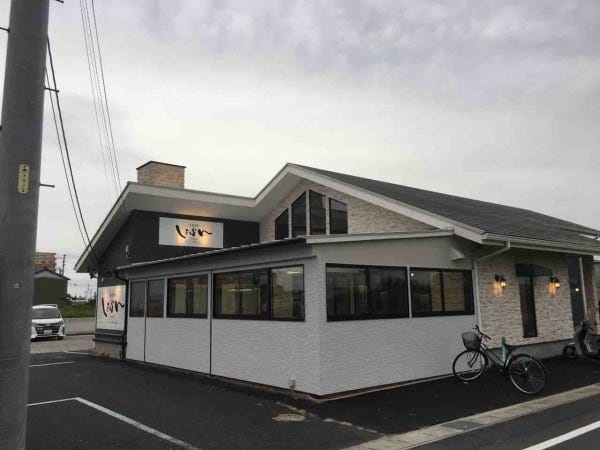 フロアスタッフ（製菓作成できる方大歓迎）