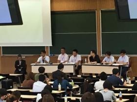 法人外の学会にも参加し、活動を発表しています。