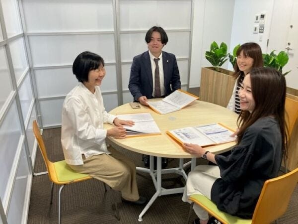 テレアポさんと軽くミーティング中