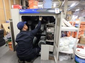 ものづくりに欠かせない「コンプレッサー」という機械です