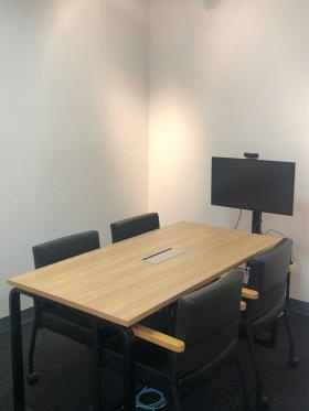 広島開発センター打合せコーナー