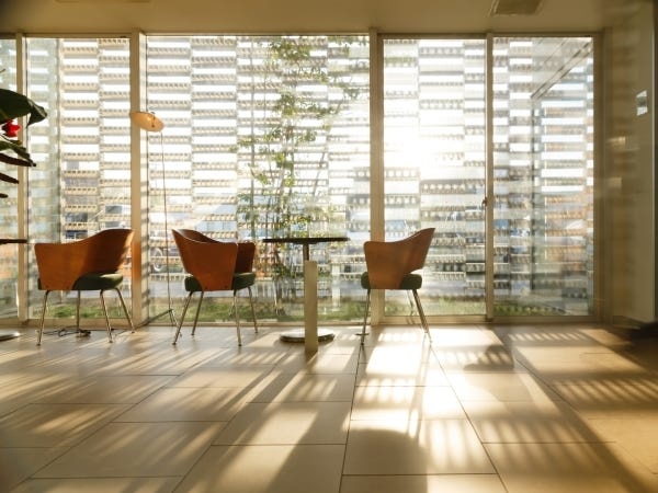 デザイナー（基本的なPCスキル・普通自動車運転免許）