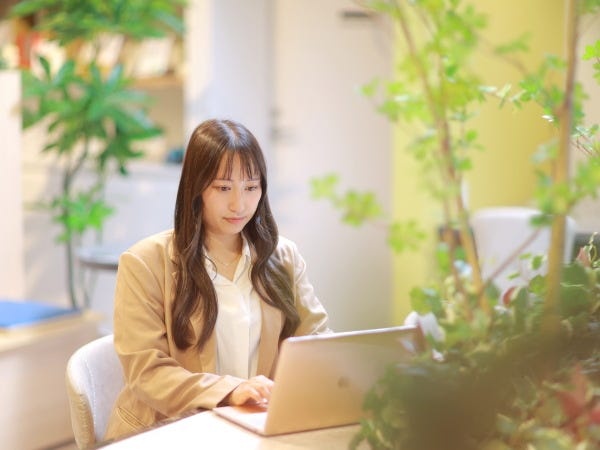 現場マネージャー、人事担当、新卒教育などの前職経験を活かし、「採用する側」と「働く人」の両方の気持ちを理解したメンバーが揃っています。