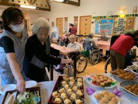 おやつバイキング