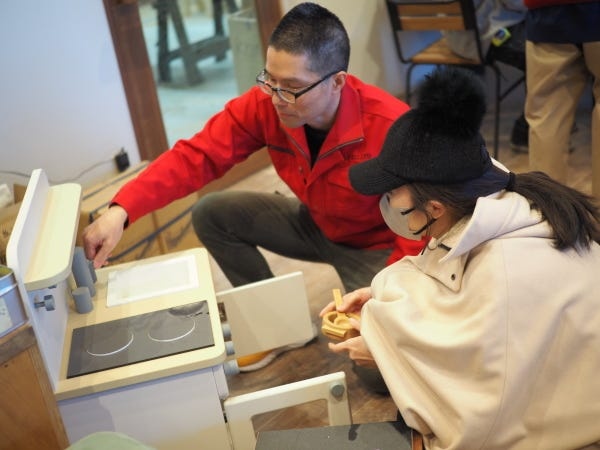 チームワークを大切にしていて、互いに助け合える社風です。社内勉強会の時間も確保しています！