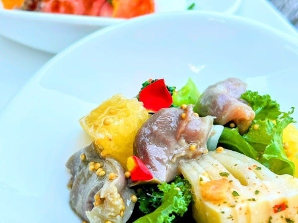 ミシュラン獲得店で働いたことのあるシェフが直接指導してくれる環境です☆