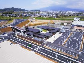 施設運営事業例）道の駅「伊豆ゲートウェイ函南」