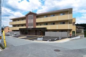 メゾン悠遊（本社）