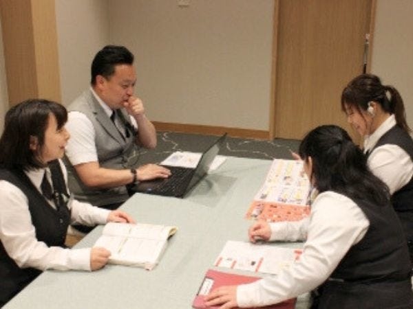 普段は笑顔あふれる、明るくにぎやかな職場です！