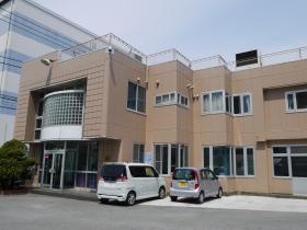 神奈川支店です。主要部門が揃っています。